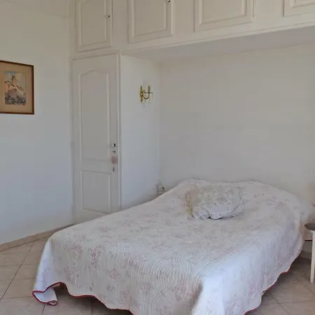 Palais Alexandre 2 Apartment